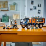 60471-LEGO-City-caminhao-de-laboratorio-cientifico -5-